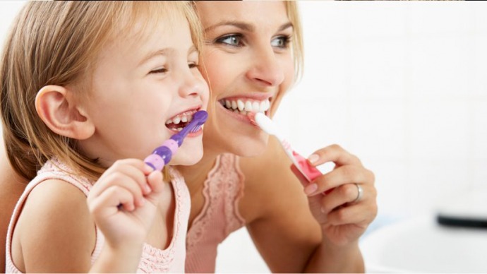 Cepillado de dientes niños
