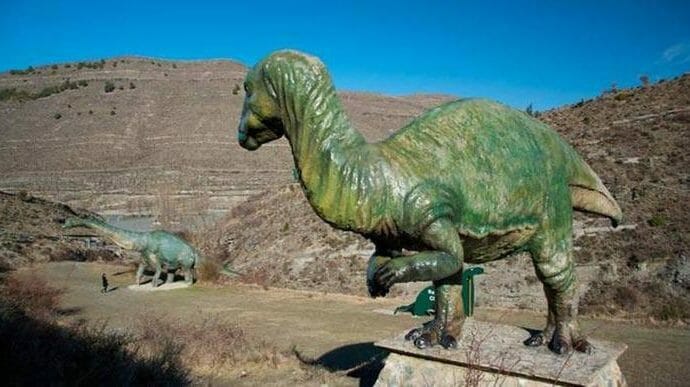 Turismo interior en la Senda de los Dinosaurios de Enciso