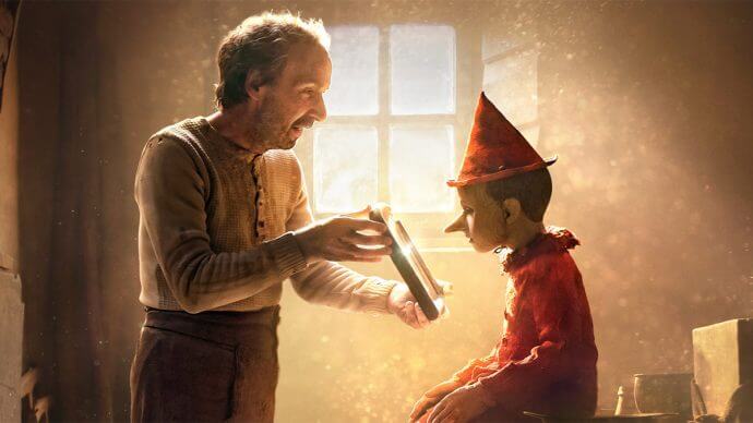 Roberto Benigni en el papel de Geppetto