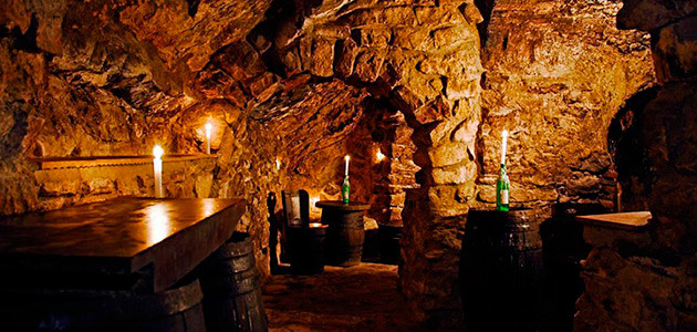 Cuevas restaurante El Molar Madrid