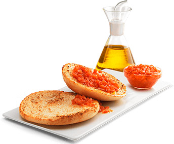 desayuno de pan con tomate y aceite